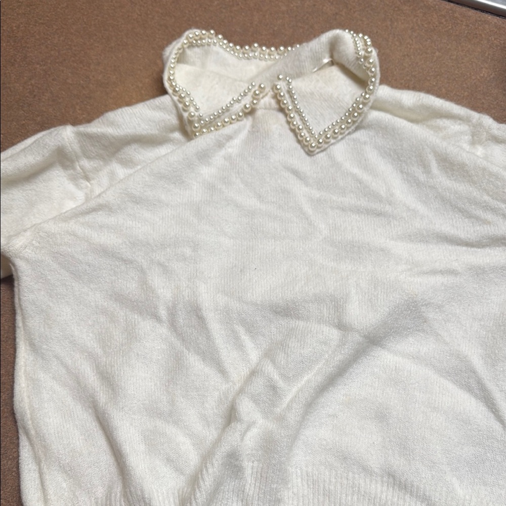 Elegant White Sweater with Pearl Collar